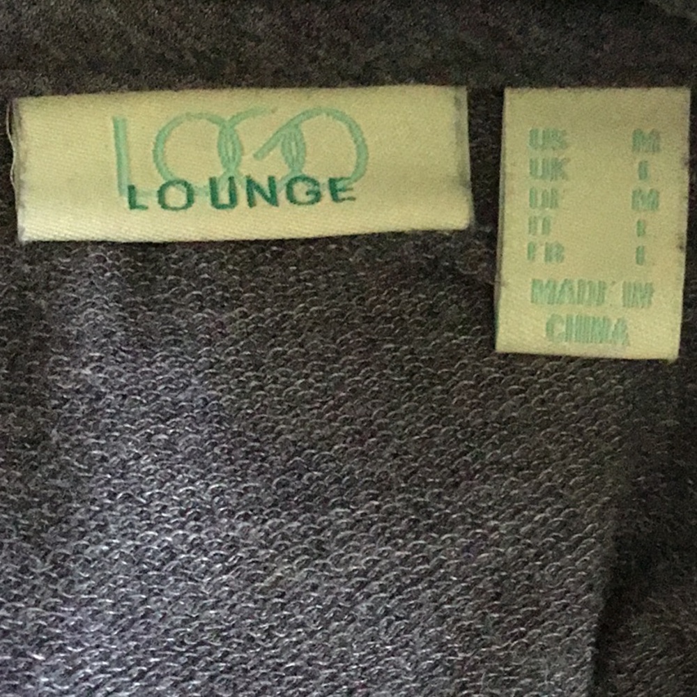 LOGO Loungewear grayish-purple boho jacket/top. - Picture 7 of 8